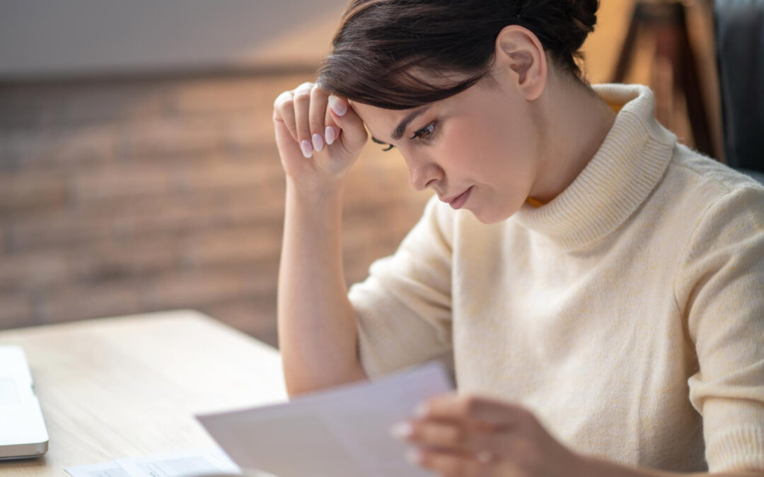 Przyjęcie spadku z długami. Czy można uchylić się od oświadczenia o przyjęciu spadku wprost?